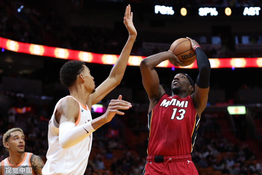 里贝里在与 里贝里在与